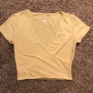 Cute cropped t-shirt